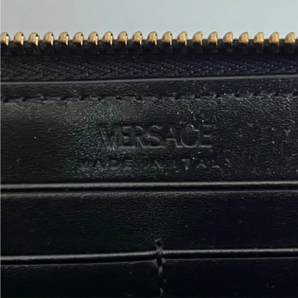 Versace Jacquard Barocco Long Wallet - Leather Interior / BNWT - Picture 6 of 6